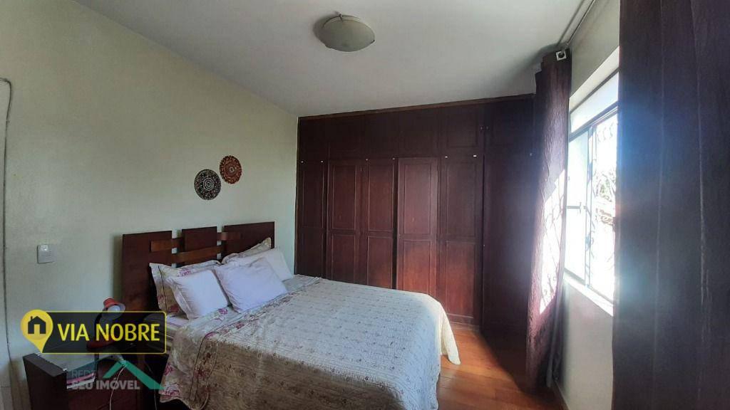 Casa, Betânia, 8 Quartos, 15 Vagas, 2 Suítes