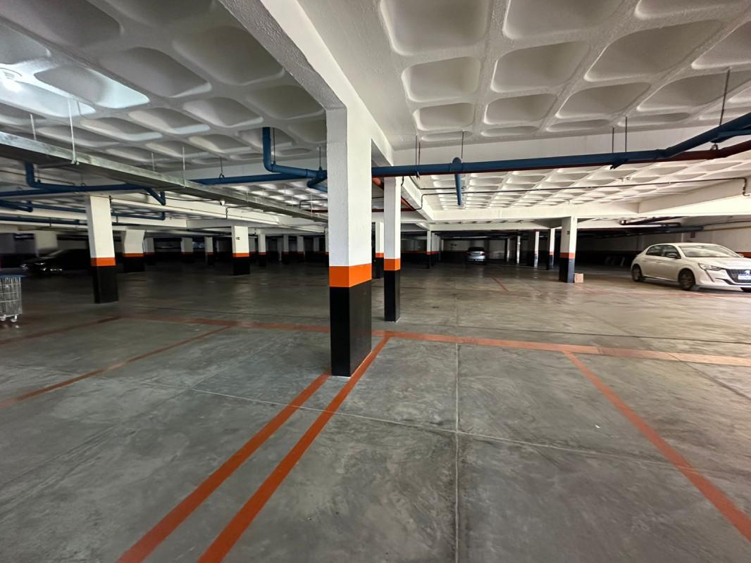 Apartamento, Carlos Prates, 2 Quartos, 2 Vagas, 1 Suíte