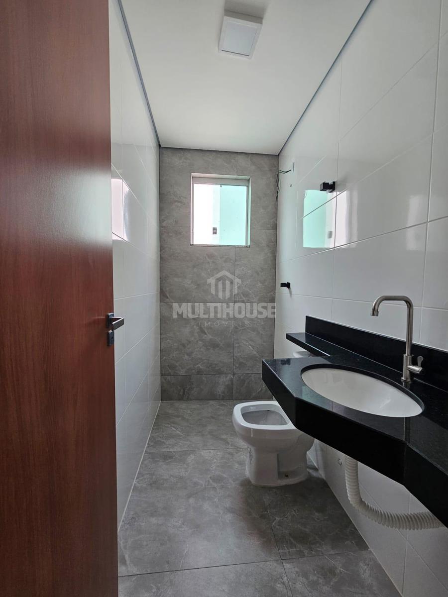 Apartamento, Santa Mônica, 2 Quartos, 0 Vaga, 2 Suítes