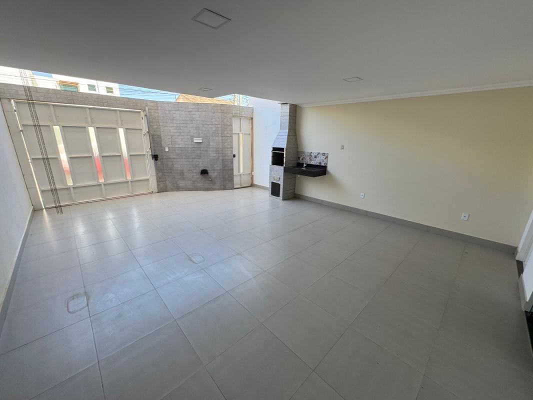 Casa, Cidade Nova, 3 Quartos, 3 Vagas, 1 Suíte