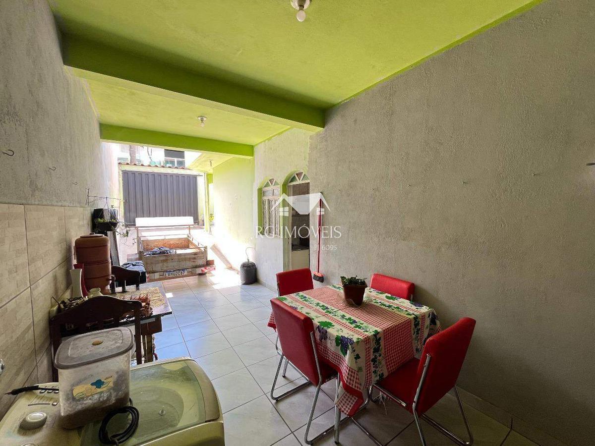 Casa, Milionários, 3 Quartos, 2 Vagas, 1 Suíte