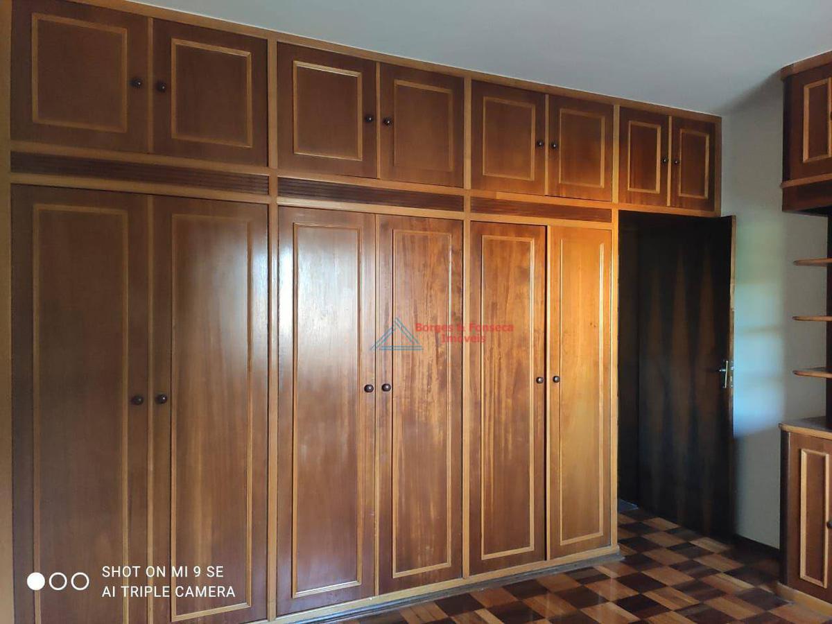 Casa, Centro, 5 Quartos, 0 Vaga