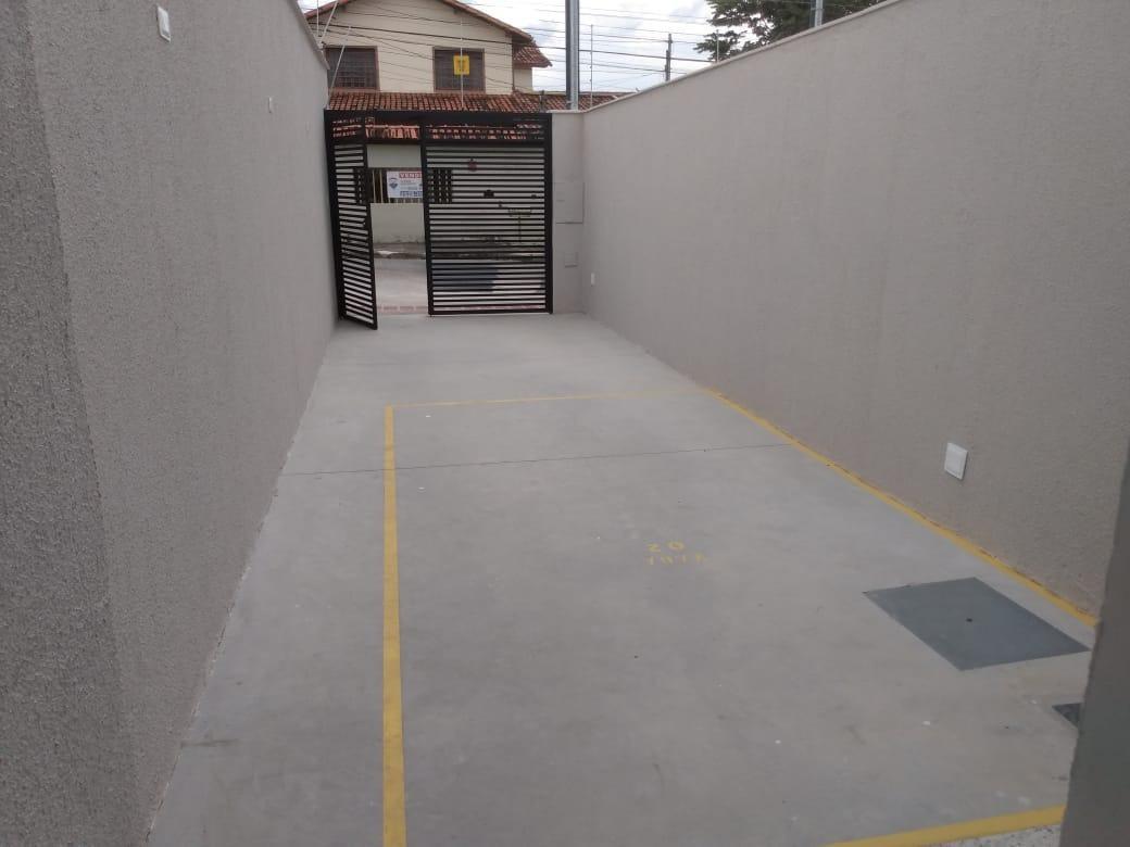 Casa, Santa Mônica, 2 Quartos, 1 Vaga, 2 Suítes