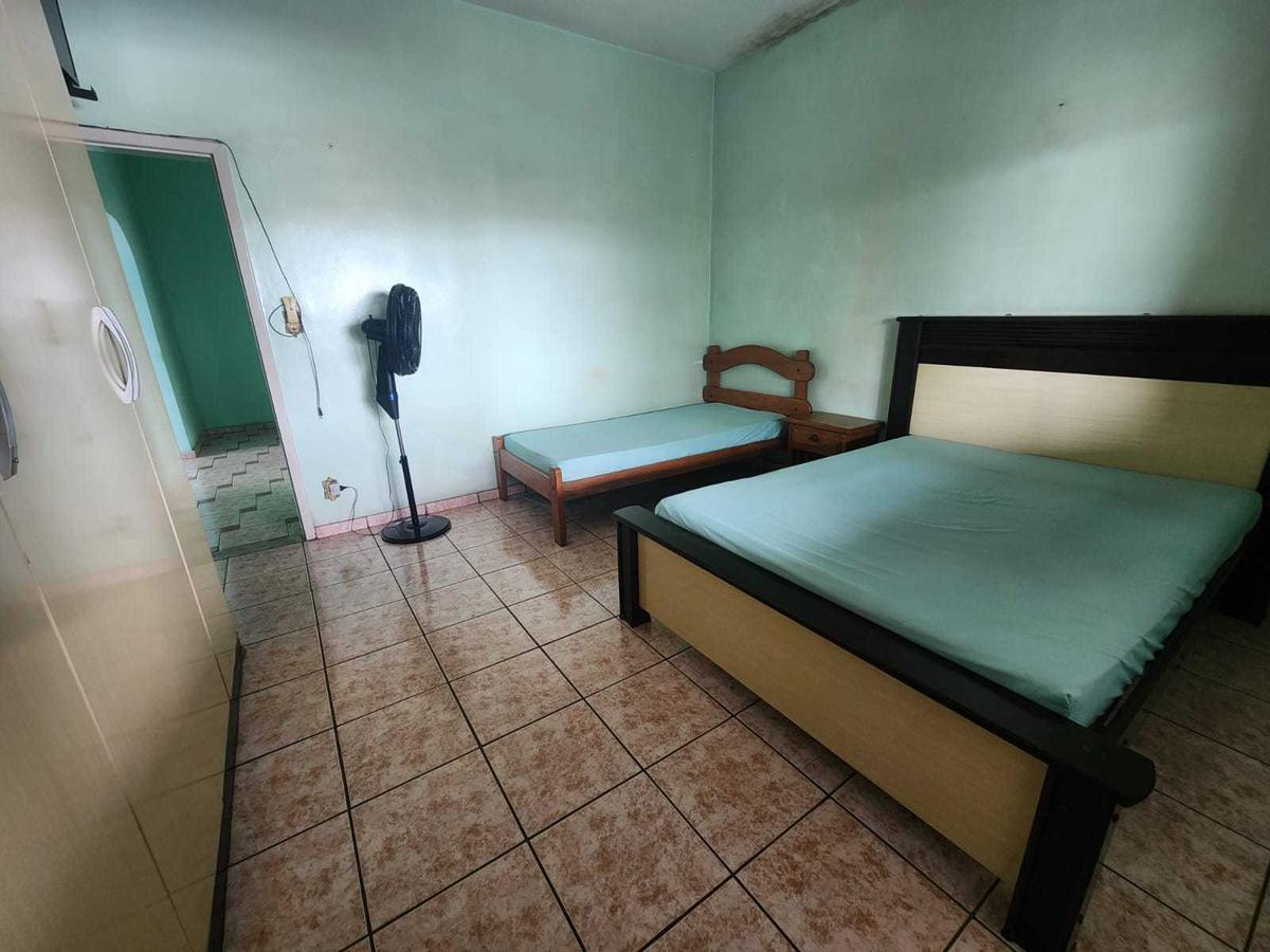 Casa, Novo Glória, 4 Quartos, 2 Vagas, 1 Suíte