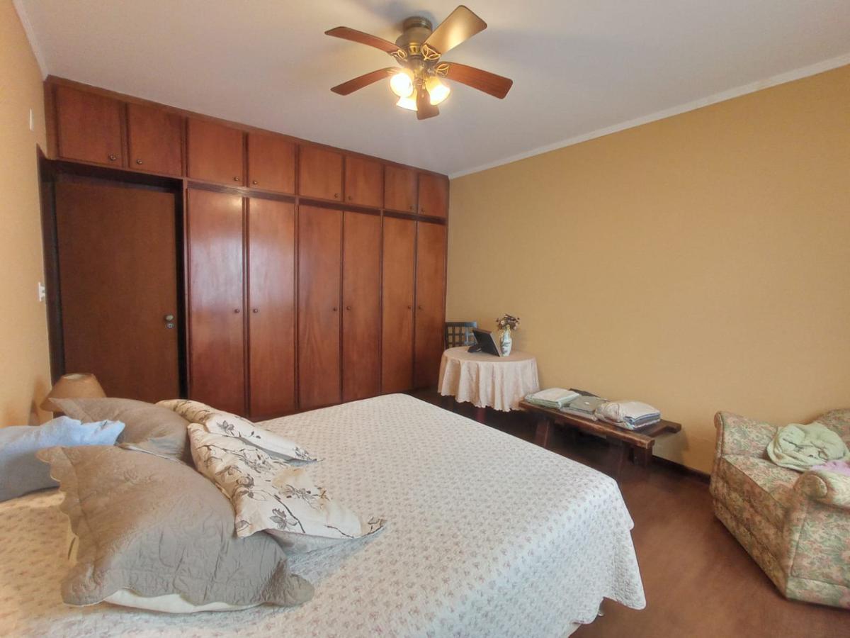 Casa, Buritis, 4 Quartos, 3 Vagas, 2 Suítes