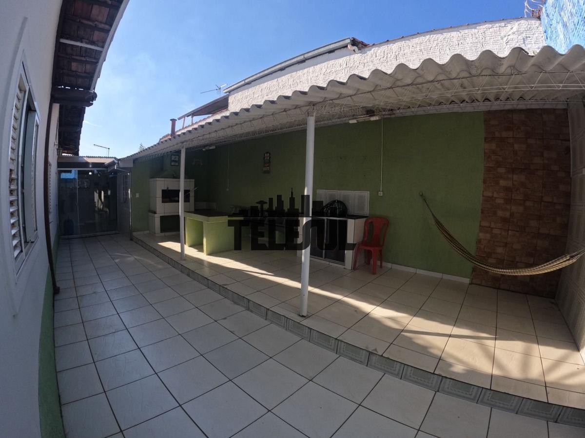 Casa, Pinheiros, 4 Quartos, 2 Vagas, 1 Suíte