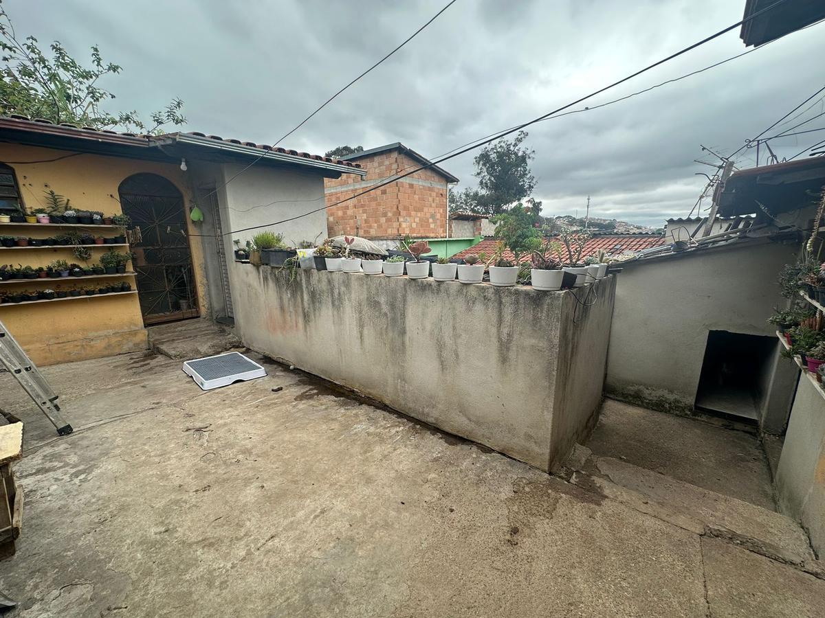 Casa, Tirol, 3 Quartos, 3 Vagas, 1 Suíte