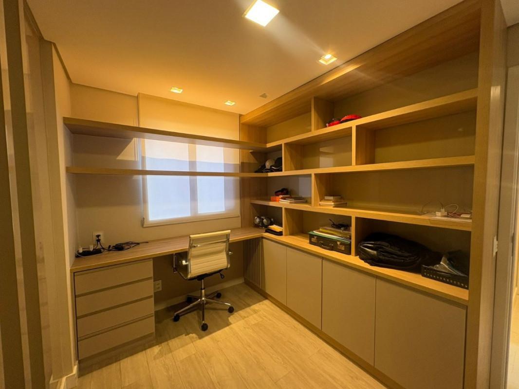 Apartamento, Serrano, 3 Quartos, 2 Vagas, 1 Suíte
