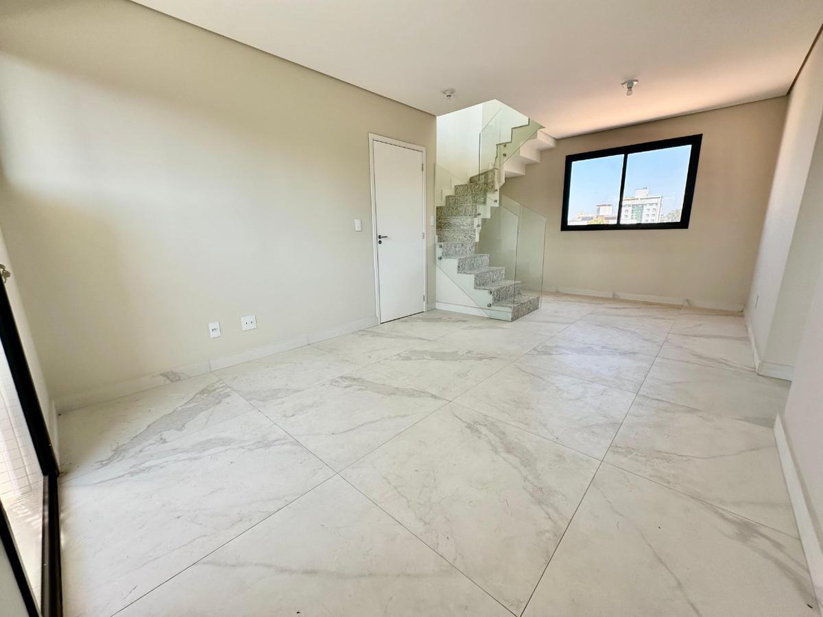 Cobertura, Itapoã, 2 Quartos, 2 Vagas, 1 Suíte