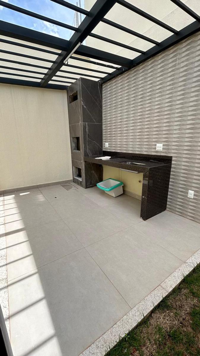 Casa, Nova Floresta, 4 Quartos, 3 Vagas, 2 Suítes