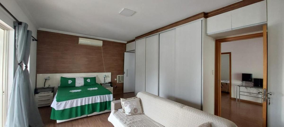 Casa, Jardim Riacho das Pedras, 3 Quartos, 10 Vagas, 1 Suíte