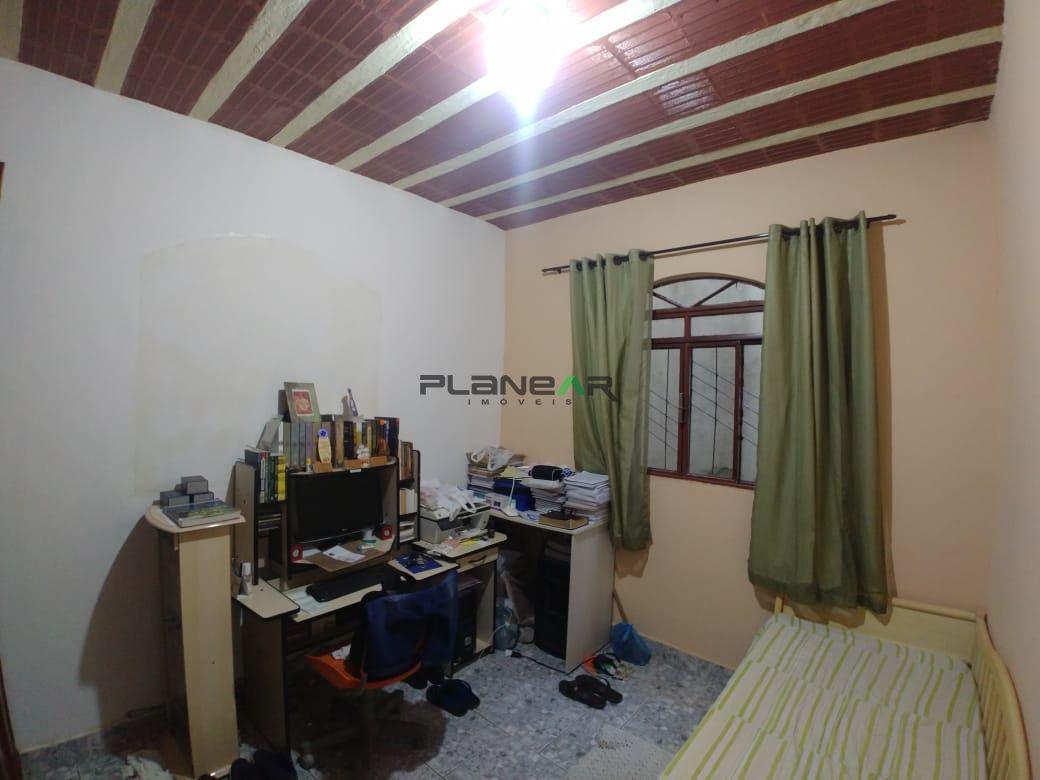 Casa, São Pedro, 5 Quartos, 2 Vagas, 1 Suíte