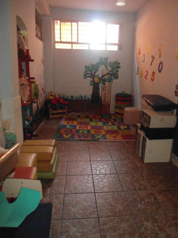 Casa Comercial, Jardim Riacho das Pedras, 14 Quartos, 0 Vaga