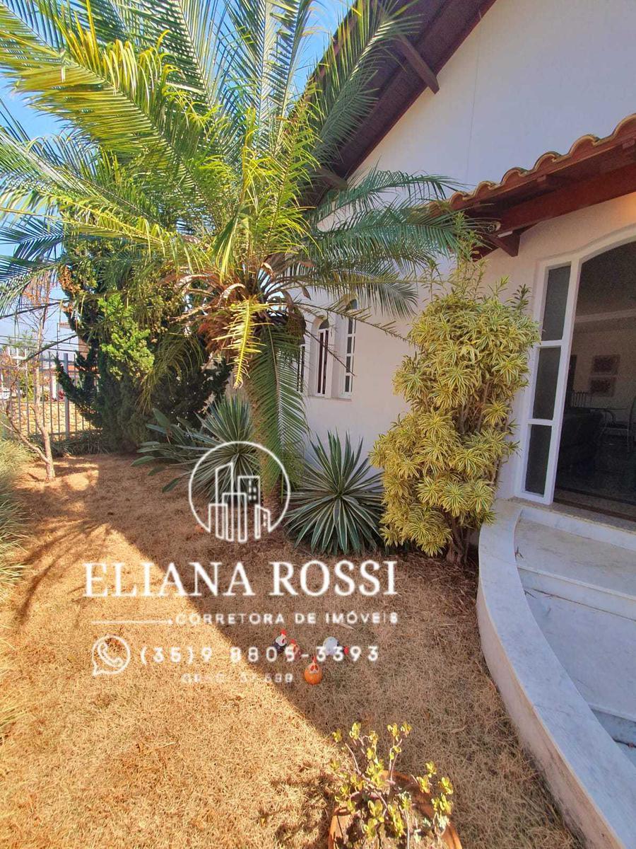 Casa, Campos Elíseos, 3 Quartos, 4 Vagas, 1 Suíte