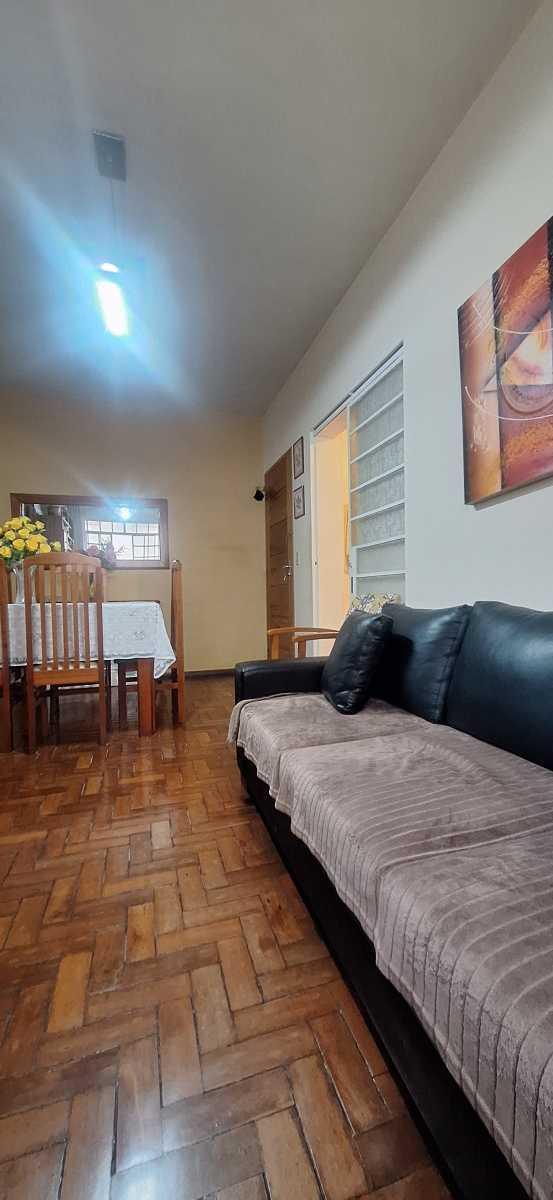 Apartamento, Sagrada Família, 2 Quartos, 1 Vaga