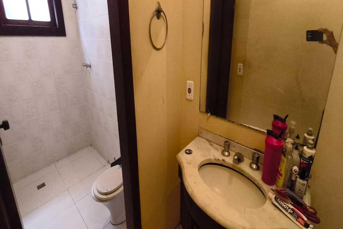 Casa, Santa Lúcia, 6 Quartos, 3 Vagas, 1 Suíte