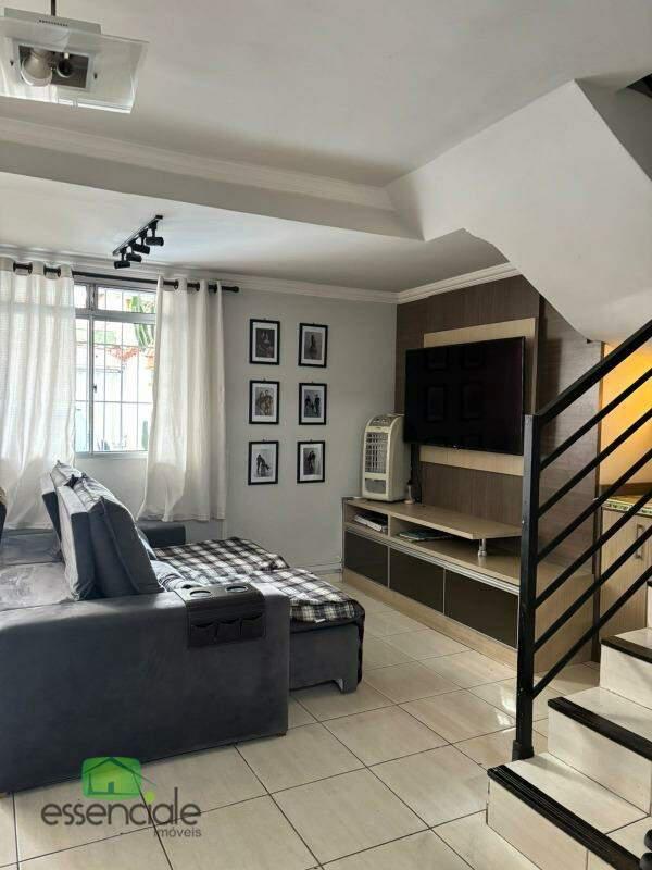 Casa, Parque Ayrton Senna, 3 Quartos, 2 Vagas