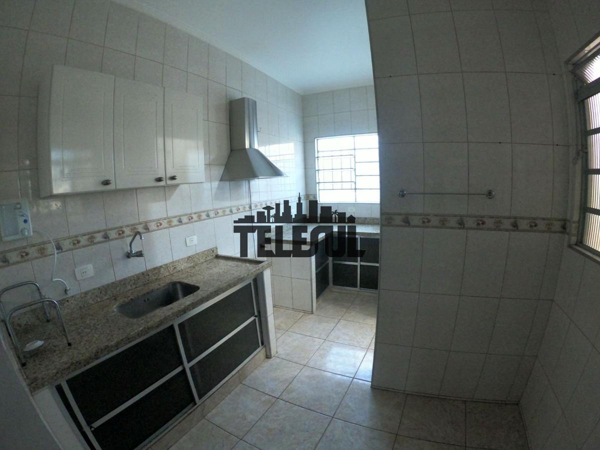Casa, Centro, 3 Quartos, 0 Vaga, 1 Suíte