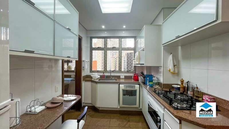 Apartamento, Funcionários, 3 Quartos, 2 Vagas, 1 Suíte