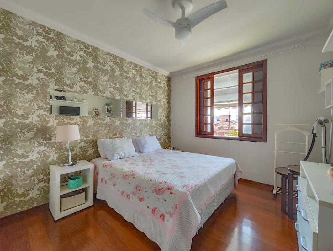 Casa, Castelo, 5 Quartos, 4 Vagas, 2 Suítes