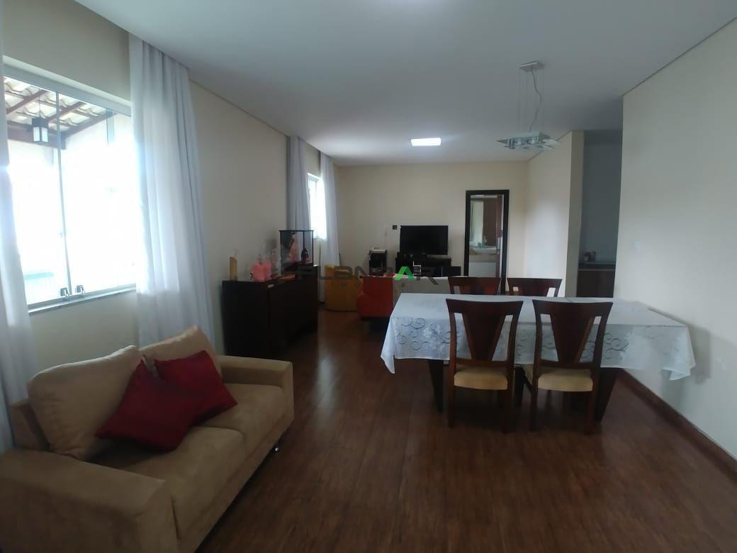 Casa, Glória, 4 Quartos, 4 Vagas, 1 Suíte