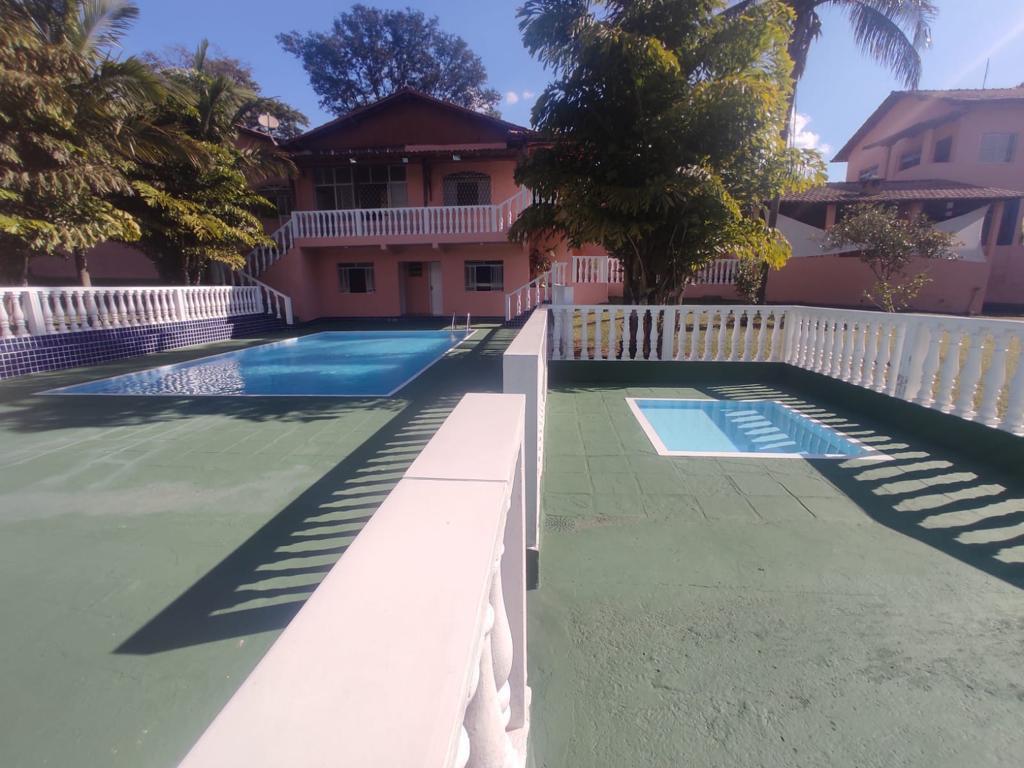 Fazenda, Casa Amarela, 9 Quartos, 10 Vagas, 5 Suítes