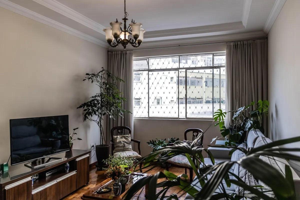 Apartamento, Coração de Jesus, 3 Quartos, 1 Vaga, 1 Suíte