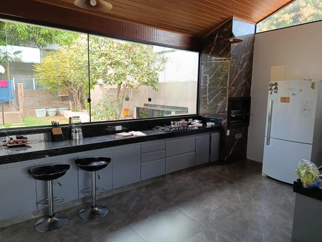 Casa, Novo Santos Dumont, 3 Quartos, 2 Vagas, 1 Suíte