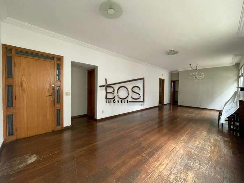 Apartamento, Funcionários, 4 Quartos, 2 Vagas, 1 Suíte