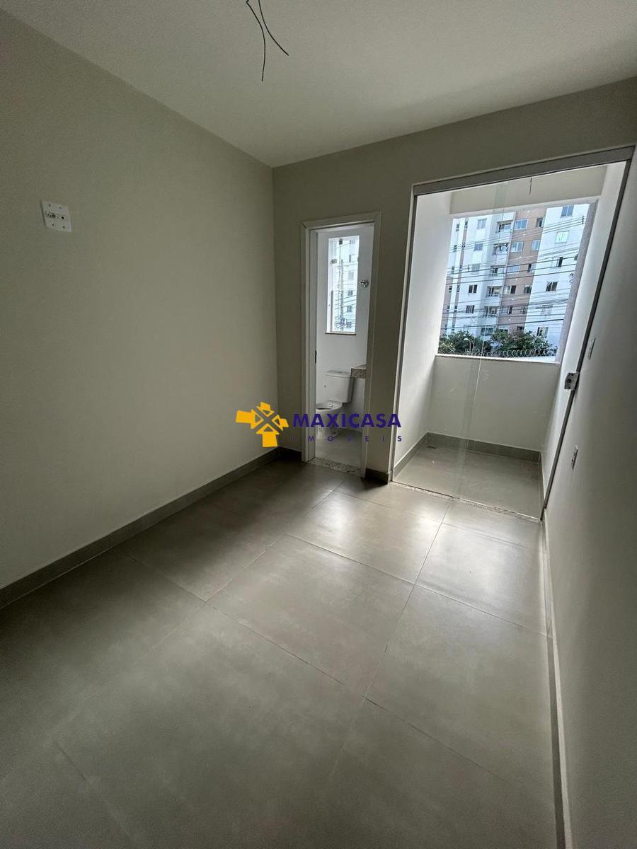 Casa, Planalto, 2 Quartos, 1 Vaga, 1 Suíte