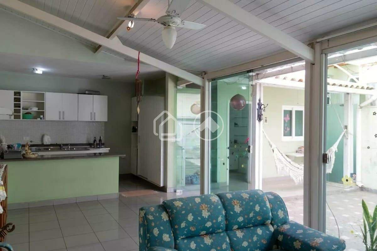 Casa, Carlos Prates, 2 Quartos, 4 Vagas