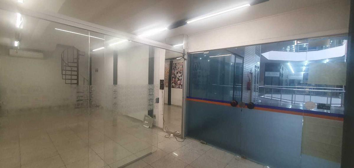 Sala, Barro Preto, 0 Quarto, 0 Vaga