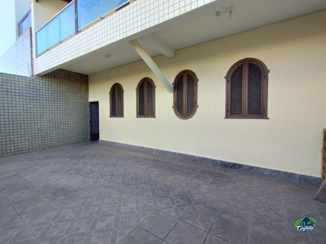 Casa, Concórdia, 4 Quartos, 2 Vagas, 1 Suíte