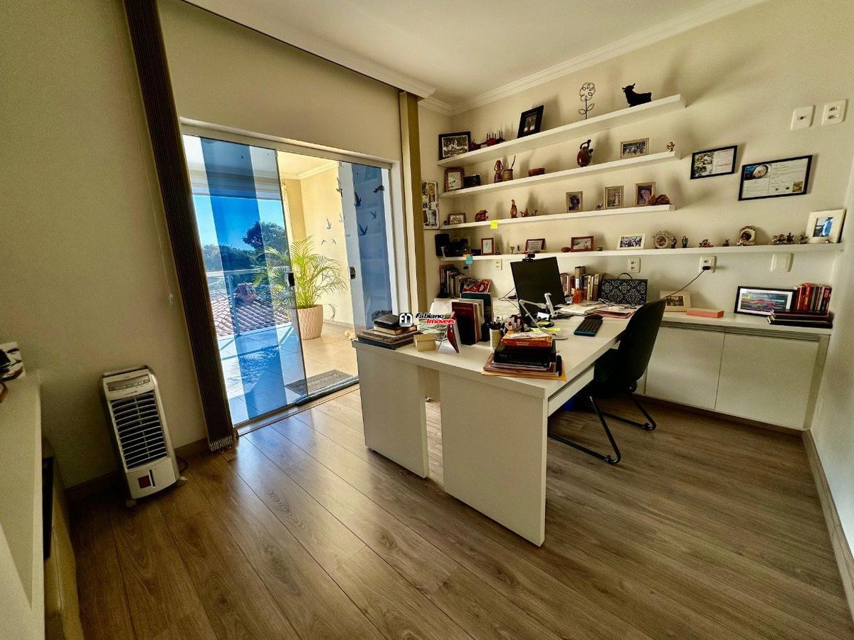 Casa, Itapoã, 4 Quartos, 4 Vagas, 2 Suítes