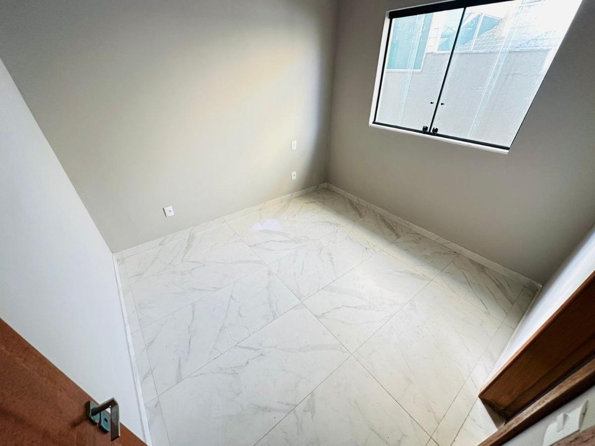 Casa, Planalto, 3 Quartos, 4 Vagas, 3 Suítes