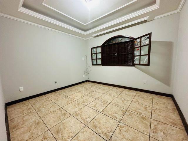 Casa, Jardim América, 3 Quartos, 2 Vagas, 1 Suíte