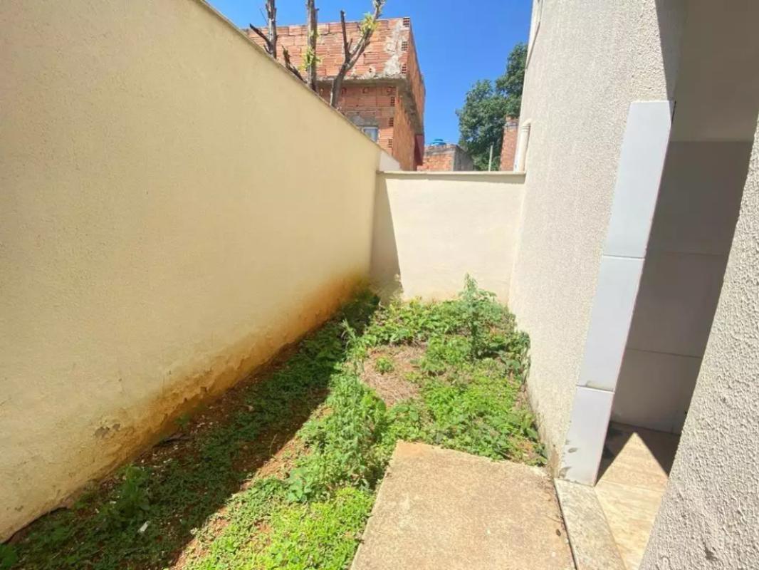 Casa, Bonsucesso, 3 Quartos, 2 Vagas, 1 Suíte