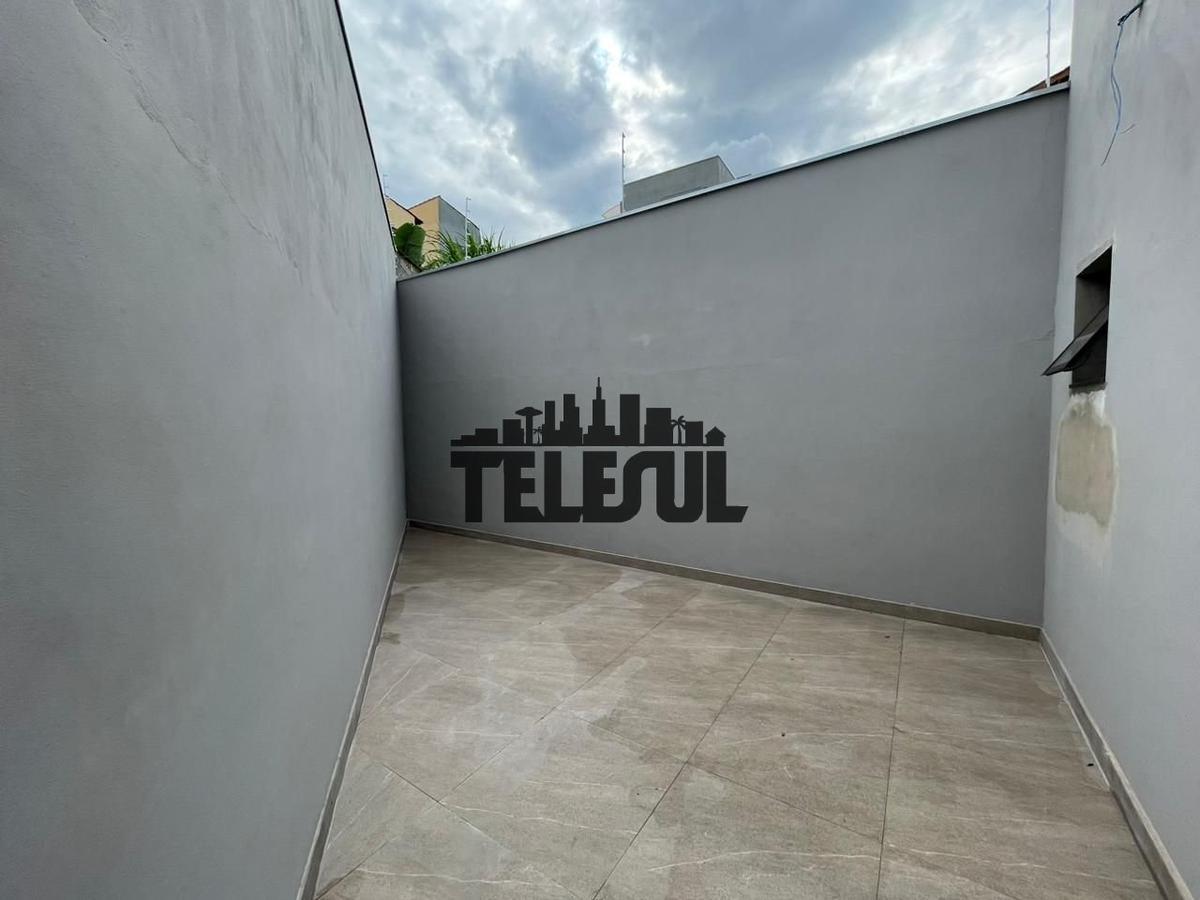 Casa, Parque Ileana, 3 Quartos, 2 Vagas, 1 Suíte