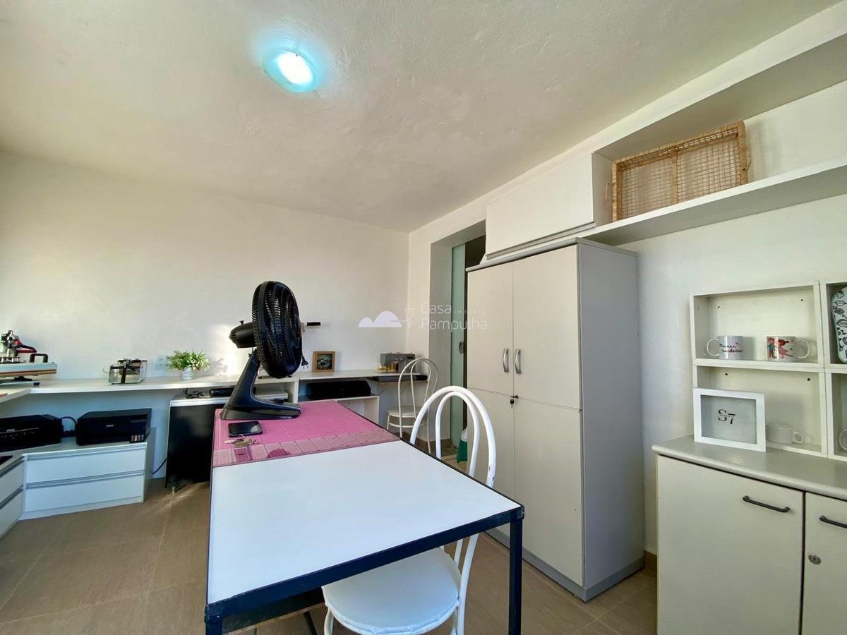 Casa, Planalto, 4 Quartos, 3 Vagas, 1 Suíte