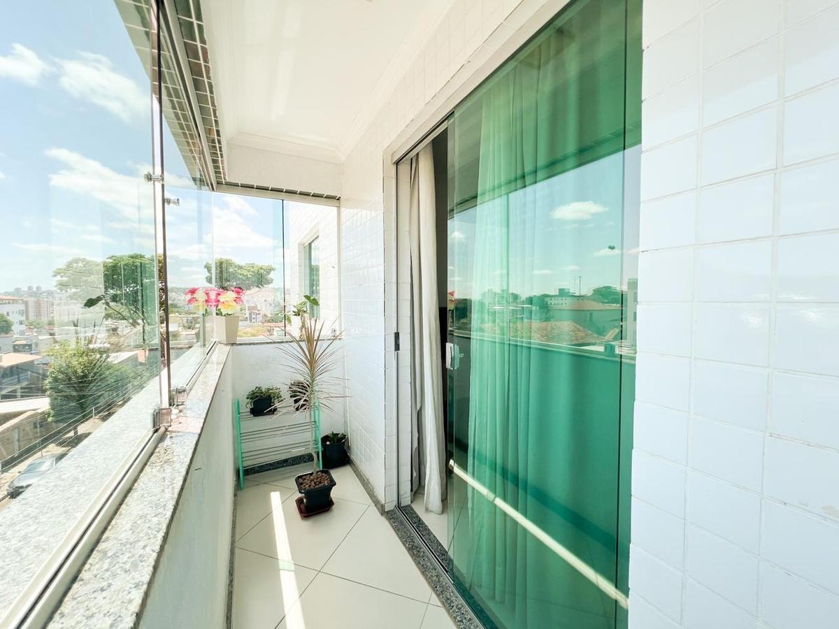 Apartamento, Serrano, 3 Quartos, 1 Vaga, 1 Suíte