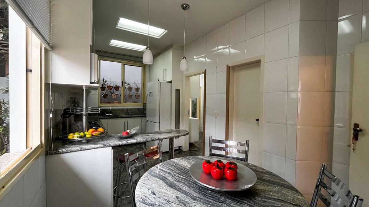 Casa, Paquetá, 4 Quartos, 5 Vagas, 2 Suítes