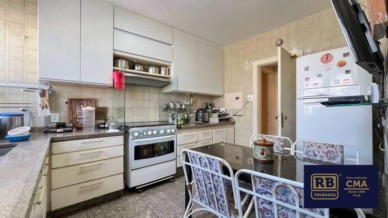 Apartamento, Funcionários, 4 Quartos, 2 Vagas, 1 Suíte