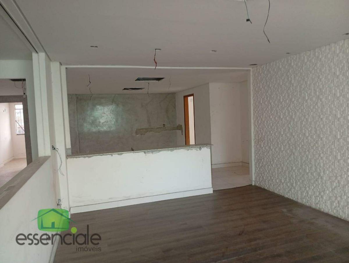 Casa Comercial, Glória, 0 Quarto, 4 Vagas