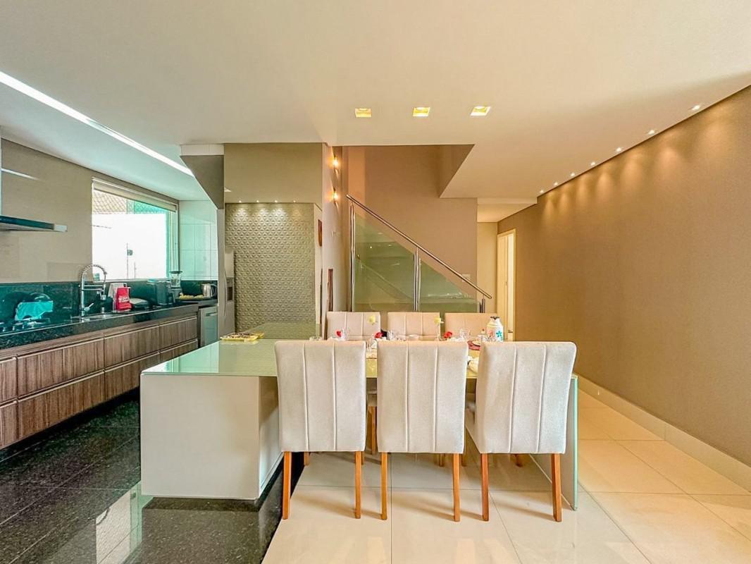 Cobertura, Castelo, 3 Quartos, 4 Vagas, 1 Suíte