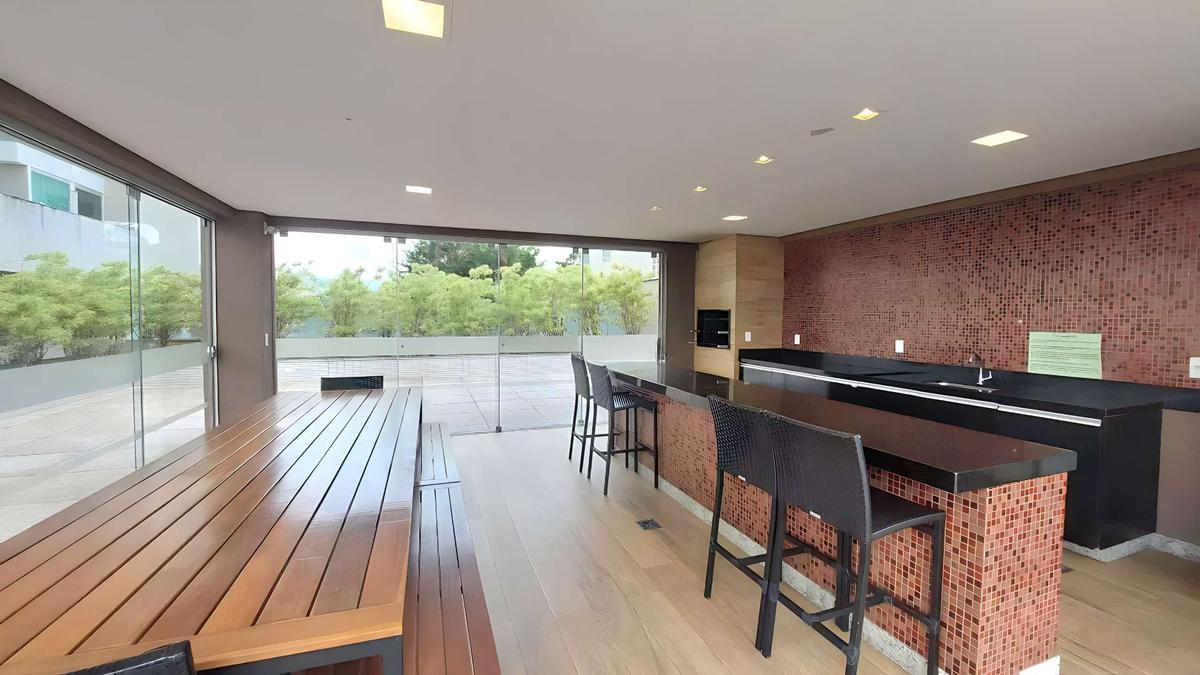 Apartamento, Sagrada Família, 2 Quartos, 2 Vagas, 2 Suítes