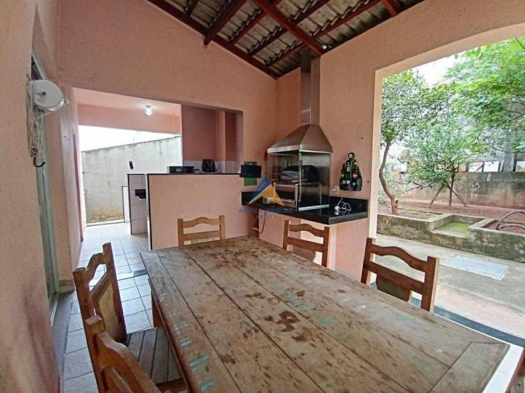 Casa, Jardim Riacho das Pedras, 3 Quartos, 3 Vagas, 1 Suíte