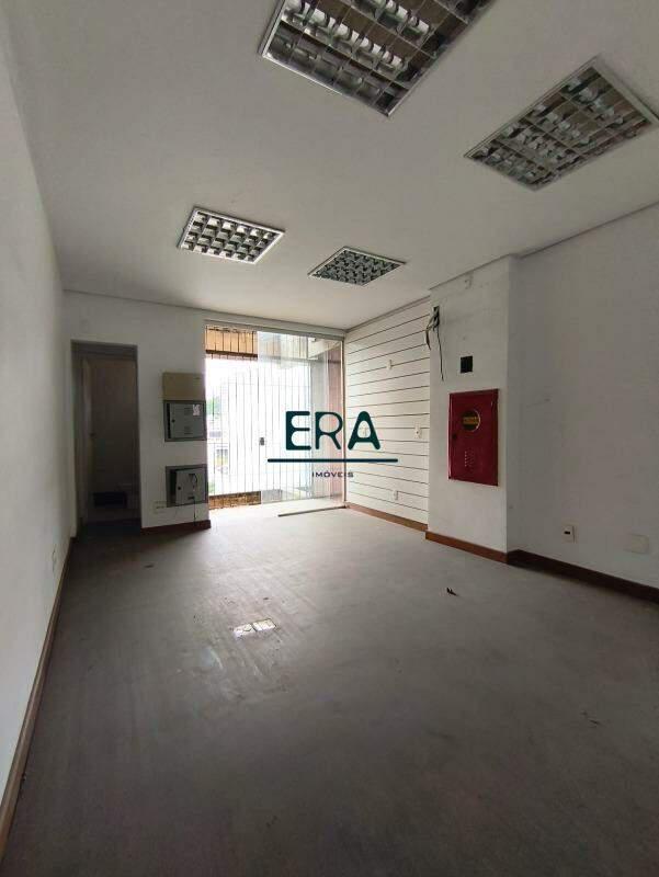 Andar, Estoril, 0 Quarto, 2 Vagas