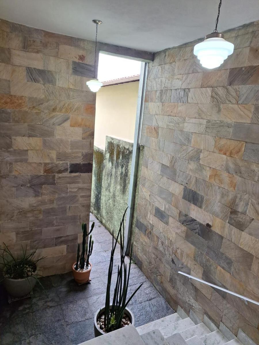 Casa, João Pinheiro, 4 Quartos, 0 Vaga, 2 Suítes