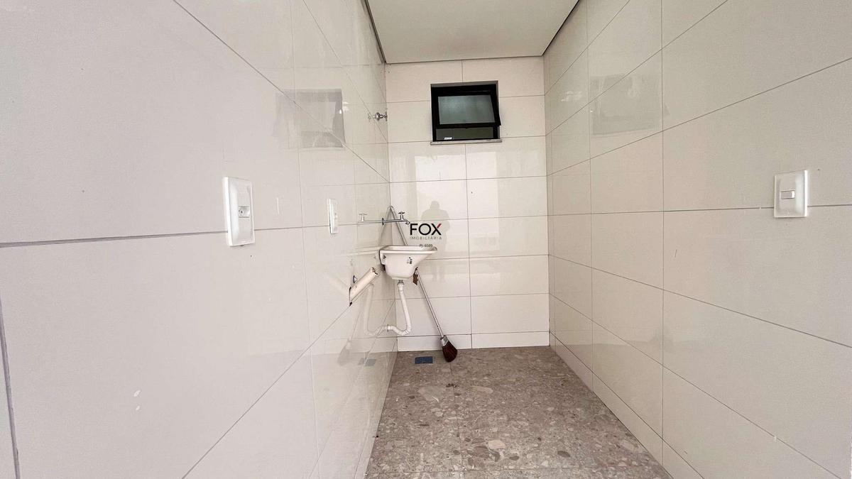 Casa, Santa Branca, 3 Quartos, 2 Vagas, 1 Suíte