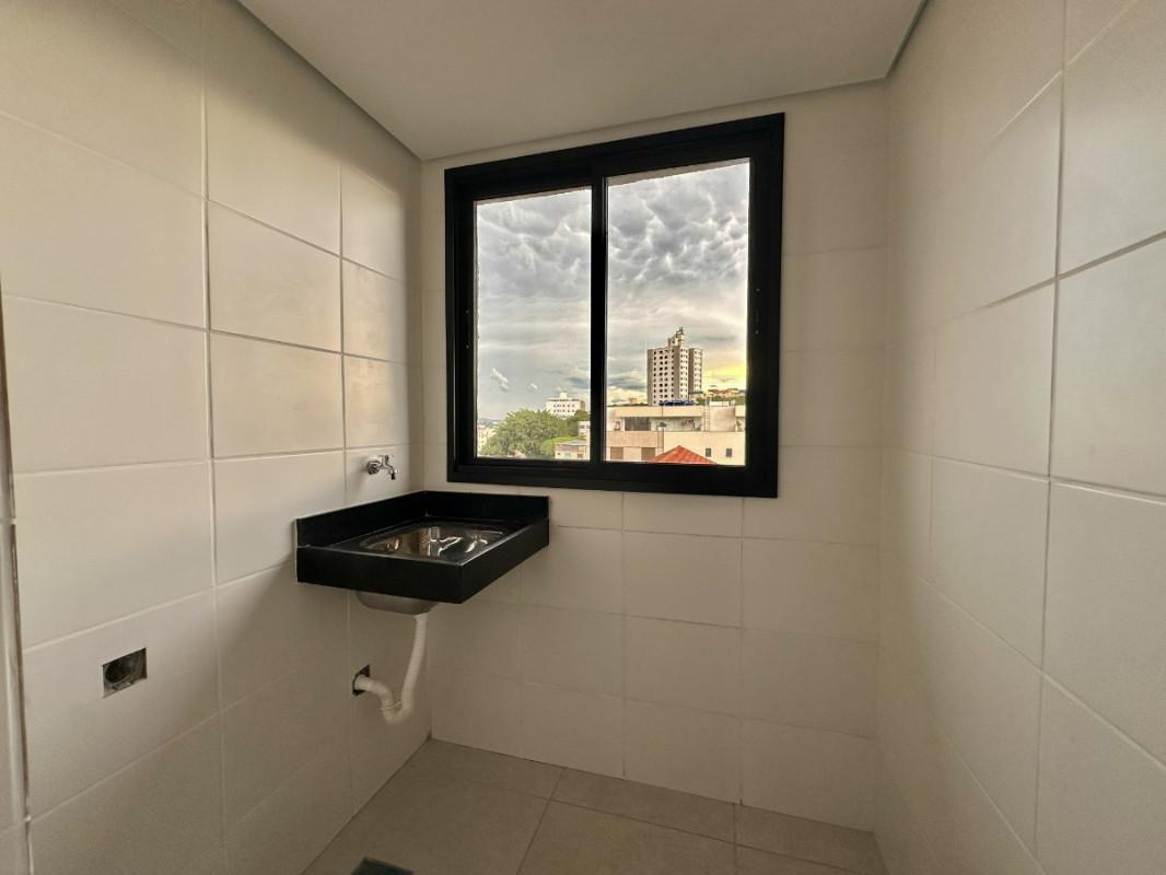 Cobertura, Jardim América, 3 Quartos, 2 Vagas, 1 Suíte